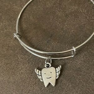 Dental bracelet